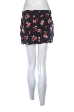 Női rövidnadrág H&M Divided, Méret S, Szín Sokszínű, Ár 1 459 Ft