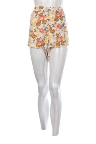 Дамски къс панталон Kiabi, Размер XXL, Цвят Многоцветен, Цена 2,55 €
