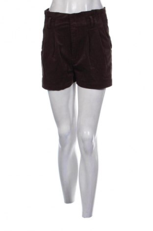 Дамски къс панталон Mohito, Размер S, Цвят Зелен, Цена 5,11 €