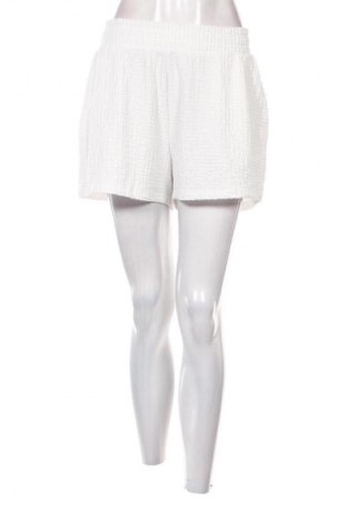 Дамски къс панталон Primark, Размер M, Цвят Бял, Цена 2,55 €