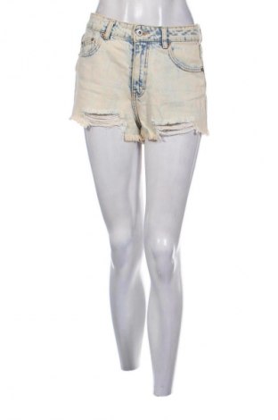 Дамски къс панталон Pull&Bear, Размер S, Цвят Многоцветен, Цена 3,06 €