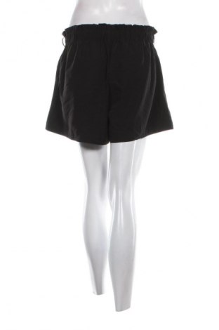 Дамски къс панталон SHEIN, Размер M, Цвят Черен, Цена 2,55 €