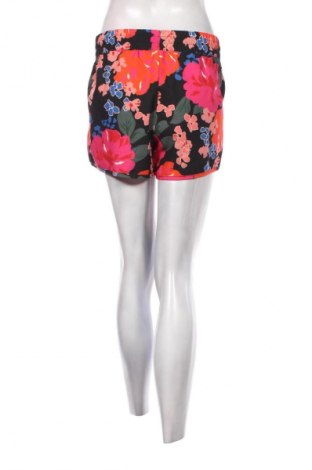 Női rövidnadrág Unbranded, Méret M, Szín Sokszínű, Ár 1 119 Ft