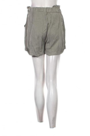 Дамски къс панталон Unbranded, Размер M, Цвят Зелен, Цена 2,04 €
