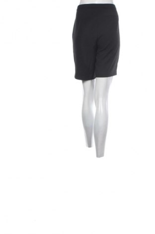 Дамски къс панталон Vero Moda, Размер M, Цвят Черен, Цена 3,06 €