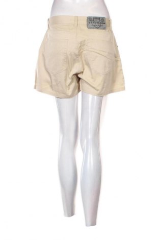 Дамски къс панталон Vero Moda, Размер L, Цвят Бежов, Цена 2,55 €