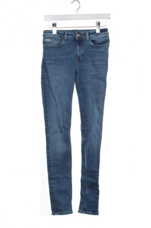 Dětské džíny  Calvin Klein Jeans, Velikost 15-18y/ 170-176 cm, Barva Modrá, Cena  449,00 Kč