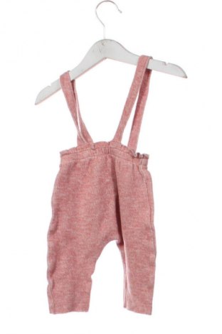 Dziecięce spodnie Zara, Rozmiar 2-3m/ 56-62 cm, Kolor Różowy, Cena 32,18 zł