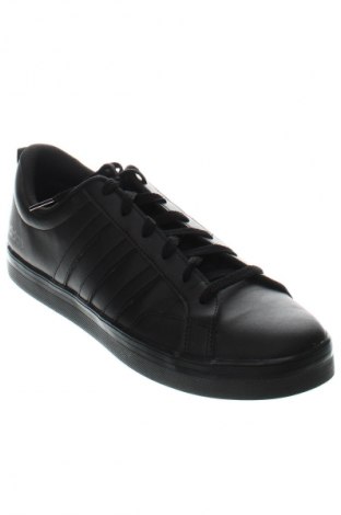 Férfi cipők
 Adidas, Méret 44, Szín Fekete, Ár 25 019 Ft