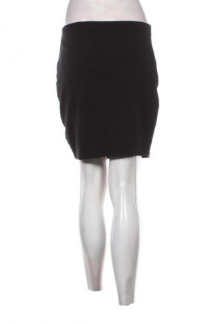 Szoknya Amisu, Méret M, Szín Fekete, Ár 669 Ft