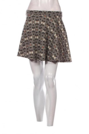 Пола Bershka, Размер S, Цвят Многоцветен, Цена 2,04 €