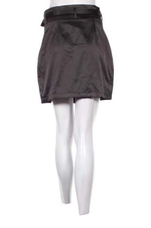 Пола Cropp, Размер M, Цвят Черен, Цена 4,86 €