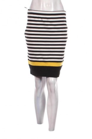 Пола Daphne, Размер M, Цвят Многоцветен, Цена 6,64 €