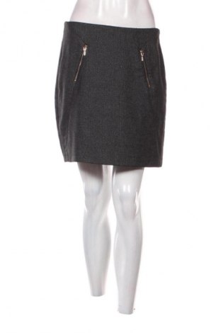 Rock Esprit, Größe S, Farbe Grau, Preis 3,99 €