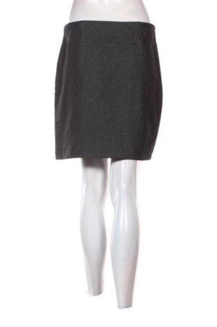 Rock Esprit, Größe S, Farbe Grau, Preis 3,99 €