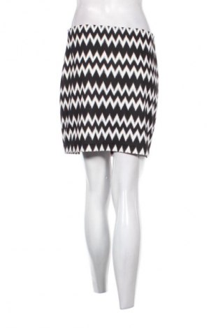 Sukně H&M, Velikost M, Barva Vícebarevné, Cena  79,00 Kč