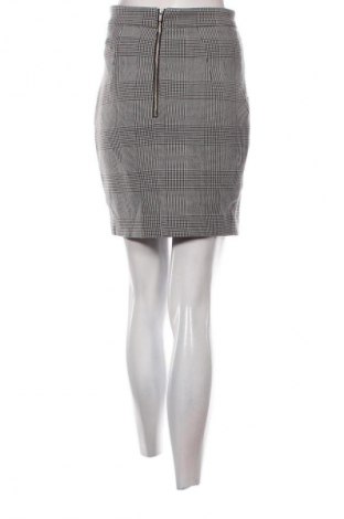 Sukně H&M, Velikost S, Barva Vícebarevné, Cena  49,00 Kč