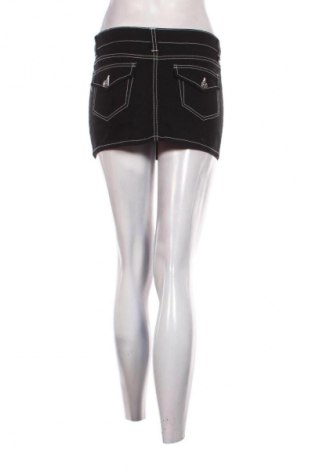 Пола H&M Divided, Размер S, Цвят Черен, Цена 3,06 €