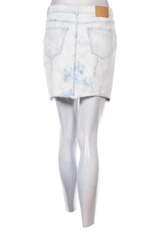 Пола ONLY, Размер M, Цвят Многоцветен, Цена 2,04 €