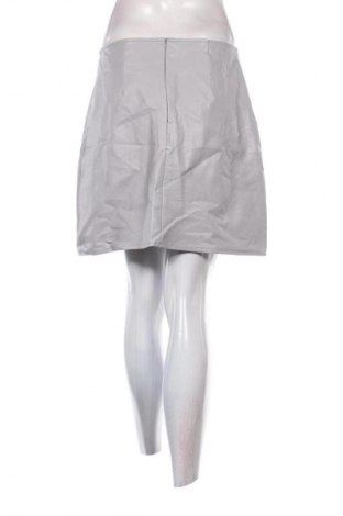 Пола Reserved, Размер L, Цвят Сив, Цена 2,04 €