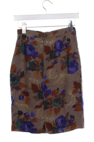 Пола Unbranded, Размер XS, Цвят Многоцветен, Цена 7,99 €