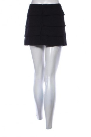 Пола United Colors Of Benetton, Размер M, Цвят Черен, Цена 5,62 €