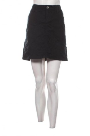 Пола Zero, Размер M, Цвят Черен, Цена 8,18 €