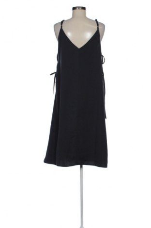 Šaty  ASOS, Velikost XL, Barva Šedá, Cena  229,00 Kč