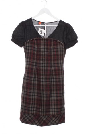 Ruha BOSS, Méret S, Szín Sokszínű, Ár 21 752 Ft