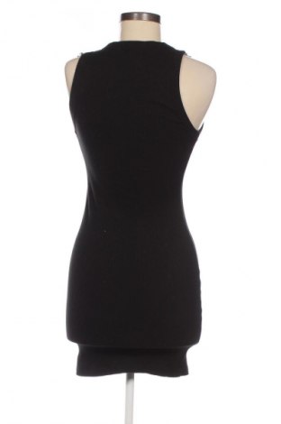 Sukienka Bershka, Rozmiar S, Kolor Czarny, Cena 28,99 zł