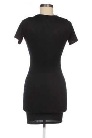 Ruha Boohoo, Méret M, Szín Fekete, Ár 2 749 Ft