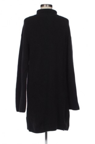 Рокля Calvin Klein Jeans, Размер M, Цвят Черен, Цена 28,63 €