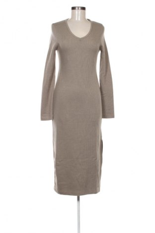 Рокля Calvin Klein Jeans, Размер XS, Цвят Бежов, Цена 27,60 €