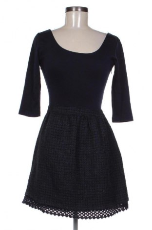 Sukienka Campus, Rozmiar S, Kolor Niebieski, Cena 22,47 zł