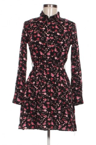 Šaty  Cropp, Velikost XS, Barva Vícebarevné, Cena  129,00 Kč