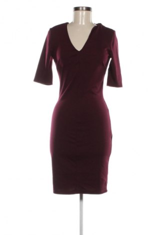 Šaty  Essentials, Velikost S, Barva Červená, Cena  279,00 Kč