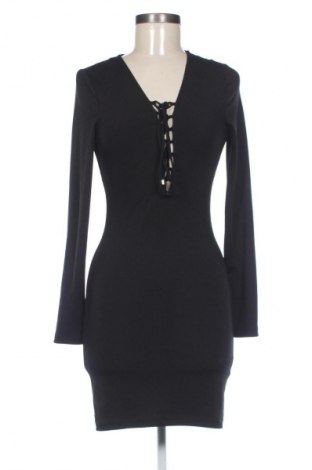 Sukienka Gina Tricot, Rozmiar M, Kolor Czarny, Cena 22,99 zł