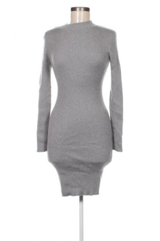 Ruha Glamorous, Méret M, Szín Szürke, Ár 869 Ft