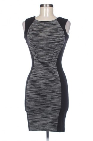 Šaty  H&M, Velikost S, Barva Vícebarevné, Cena  120,00 Kč