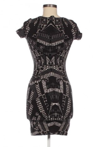 Šaty  H&M, Velikost XS, Barva Vícebarevné, Cena  99,00 Kč