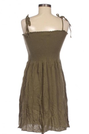 Sukienka ONLY, Rozmiar M, Kolor Zielony, Cena 26,99 zł