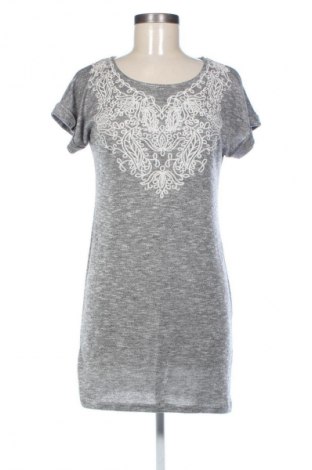 Sukienka Reserved, Rozmiar S, Kolor Szary, Cena 22,99 zł