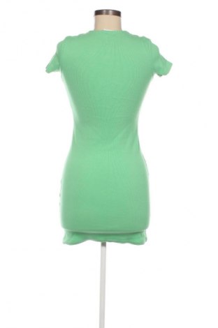 Sukienka Sinsay, Rozmiar M, Kolor Zielony, Cena 20,99 zł