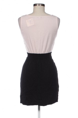 Sukienka Tally Weijl, Rozmiar M, Kolor Kolorowy, Cena 22,47 zł