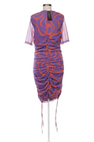 Šaty  Trendyol, Velikost L, Barva Vícebarevné, Cena  1 249,00 Kč