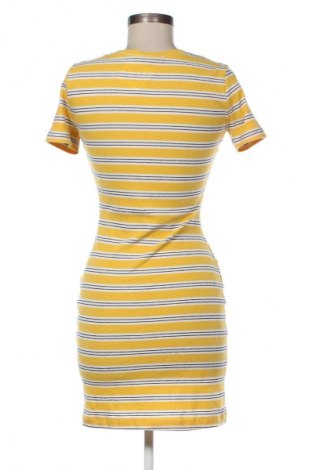 Sukienka Trendyol, Rozmiar XS, Kolor Kolorowy, Cena 29,61 zł