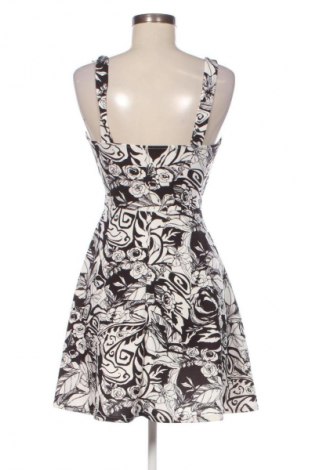 Ruha Unbranded, Méret S, Szín Sokszínű, Ár 3 003 Ft