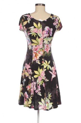 Šaty  Unbranded, Veľkosť M, Farba Viacfarebná, Cena  15,95 €