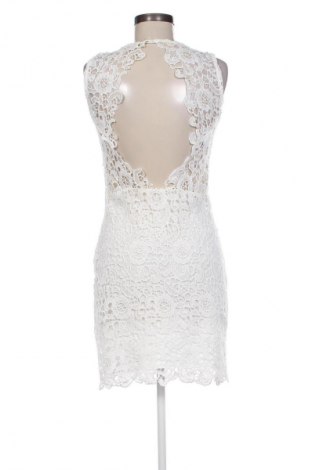 Ruha Unbranded, Méret M, Szín Fehér, Ár 2 929 Ft