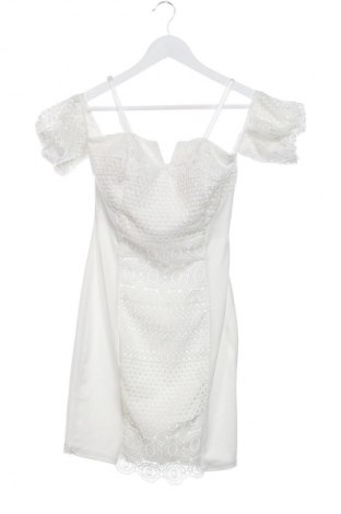 Ruha Unbranded, Méret S, Szín Fehér, Ár 5 607 Ft